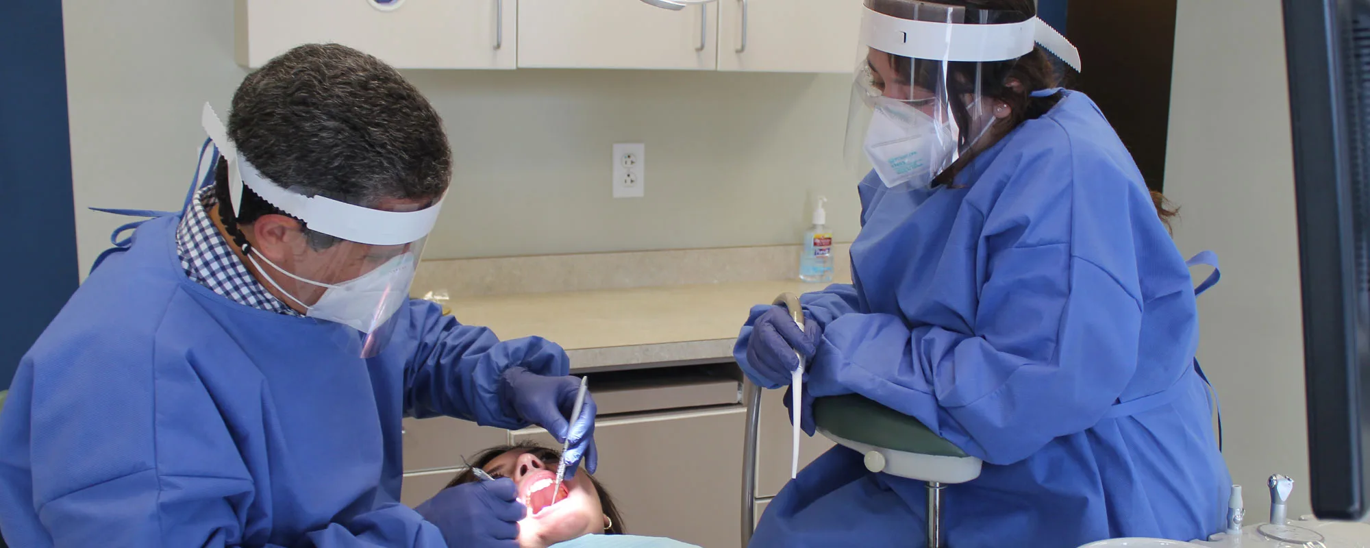 <h2>Caring for all your family’s dental needs.</h2>